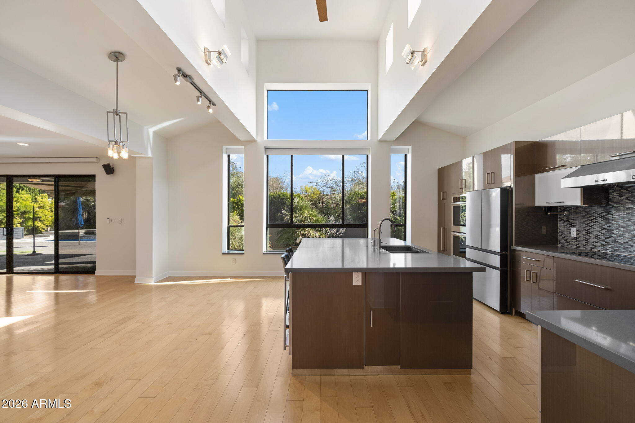 9433 S STANLEY Place