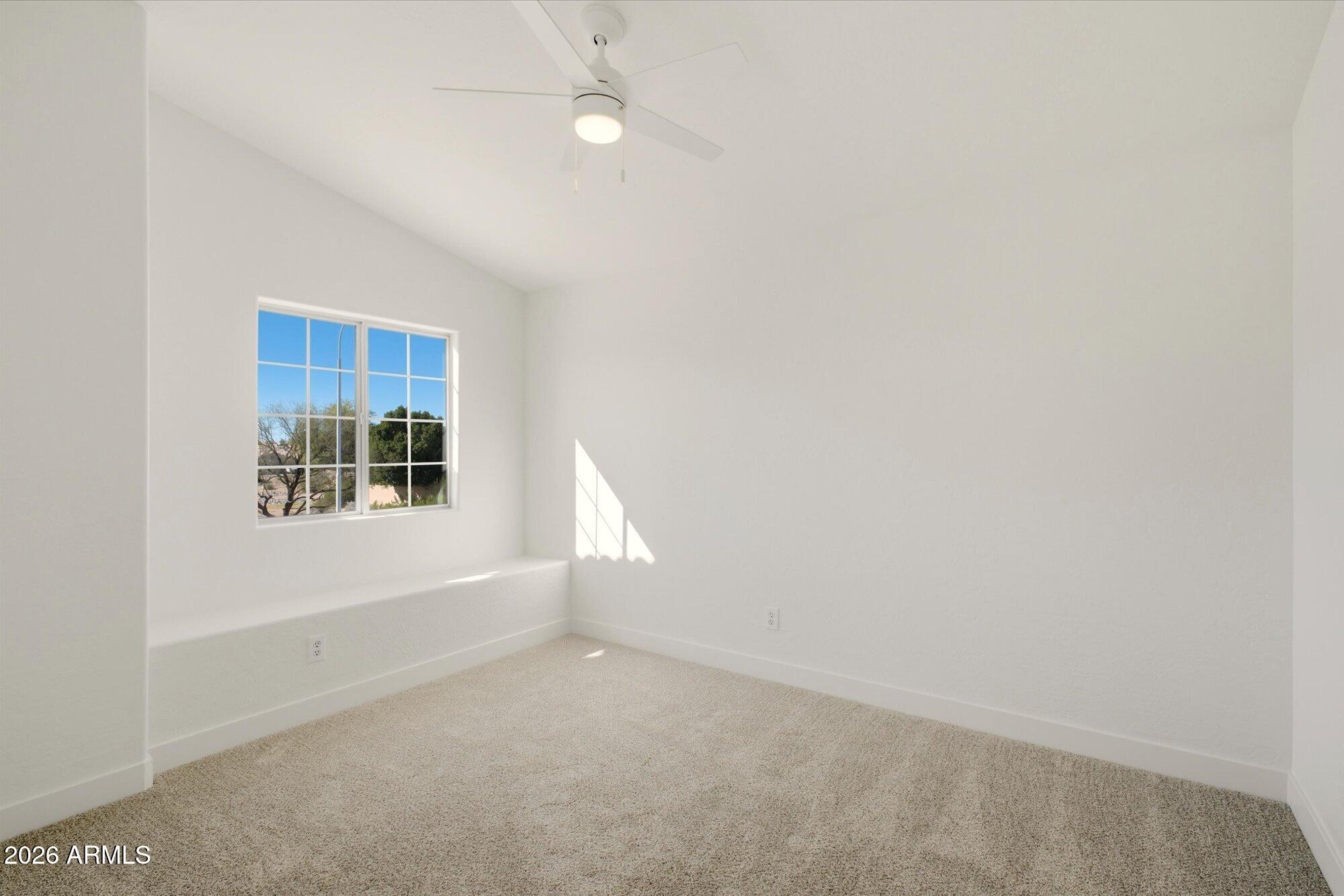 5040 W IVANHOE Street