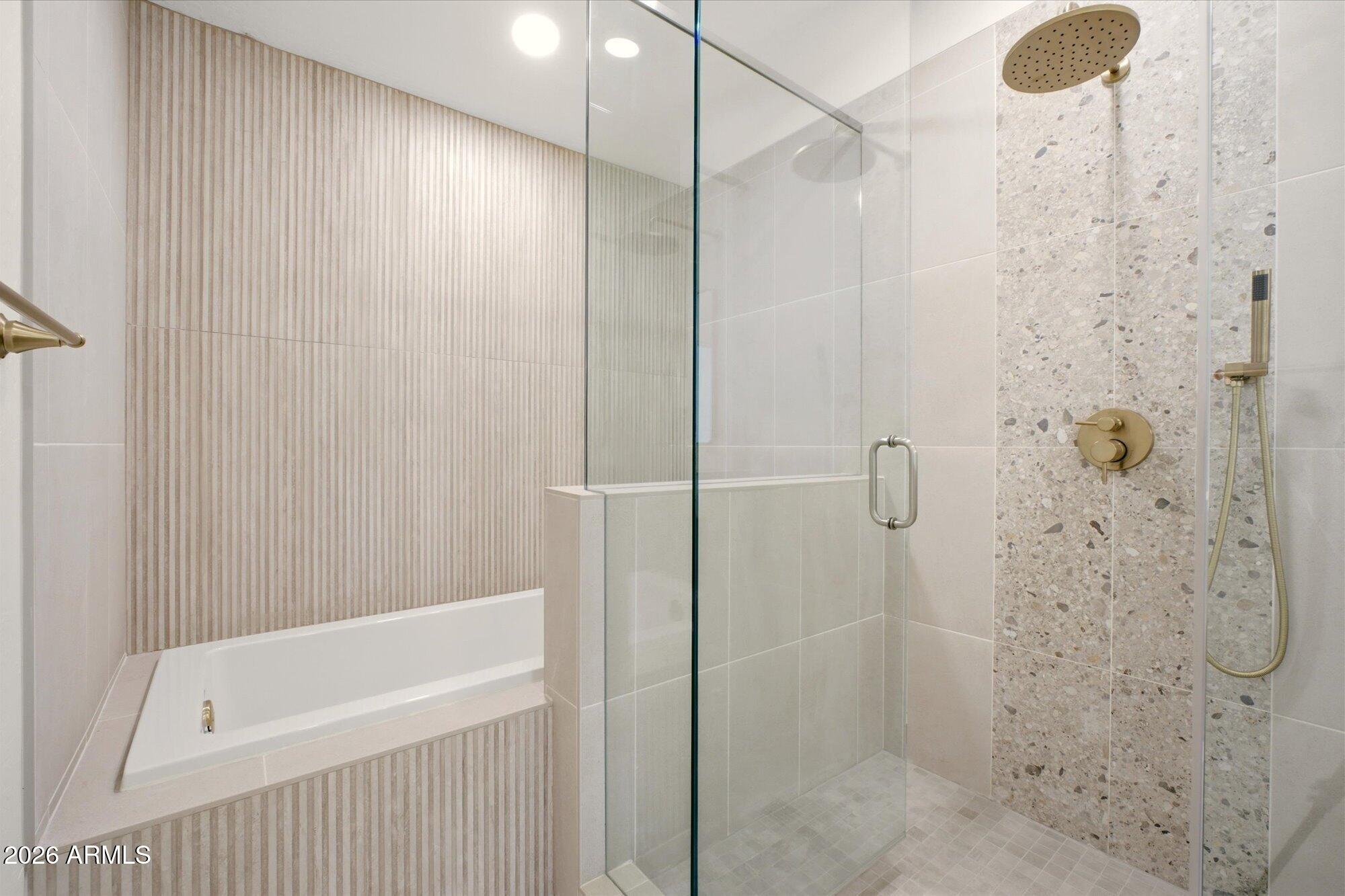 5040 W IVANHOE Street