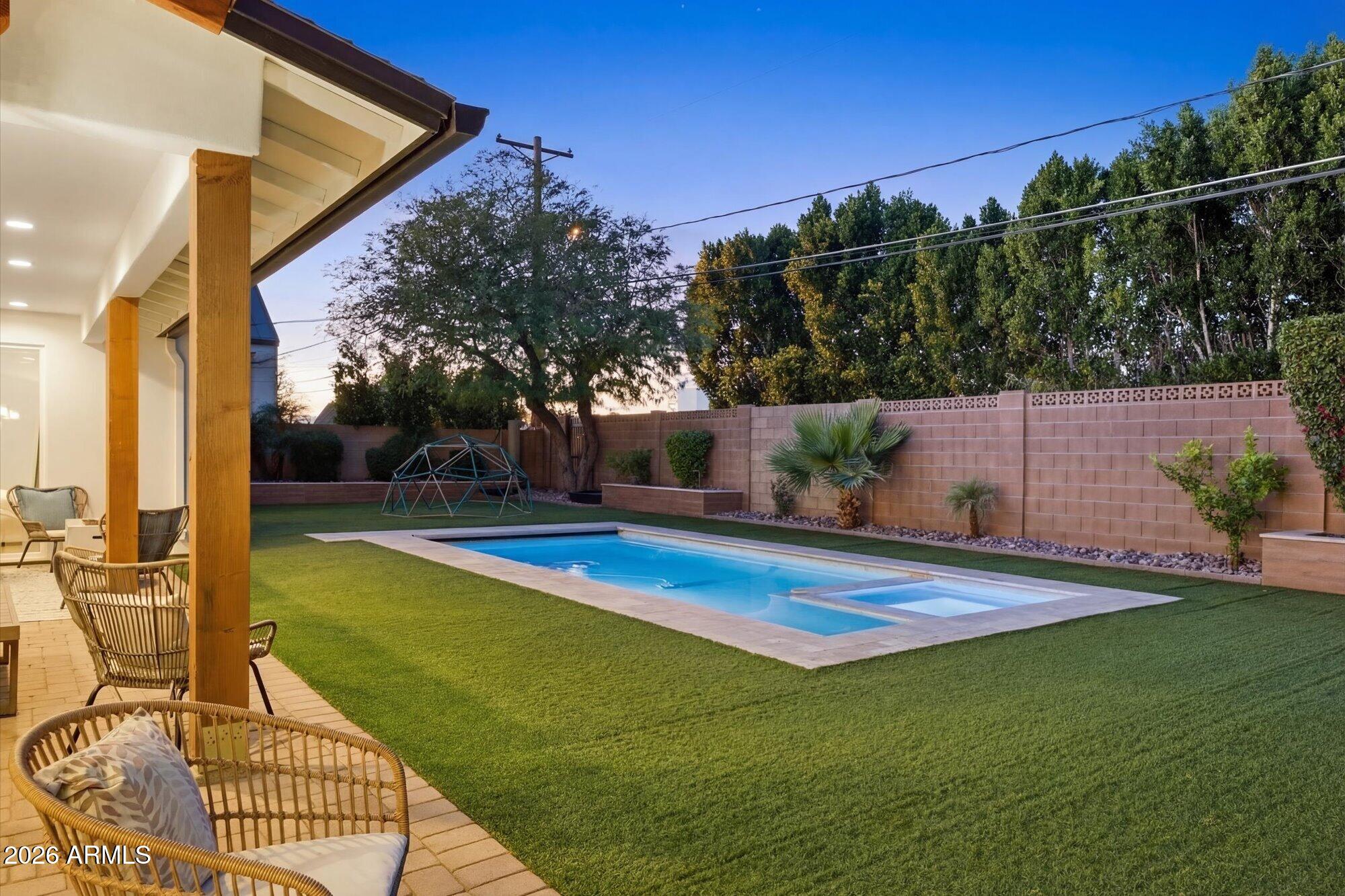 4222 E HAZELWOOD Street