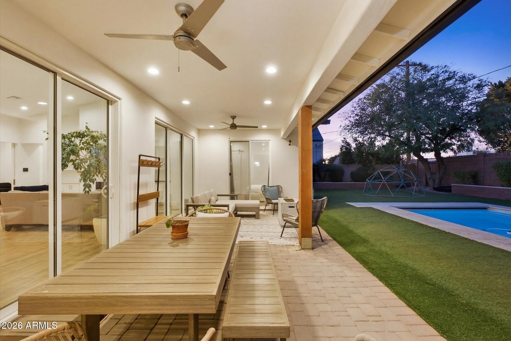 4222 E HAZELWOOD Street