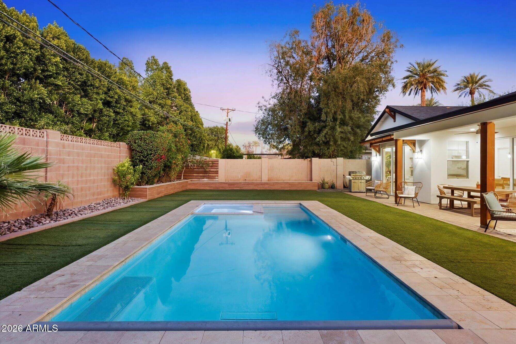 4222 E HAZELWOOD Street