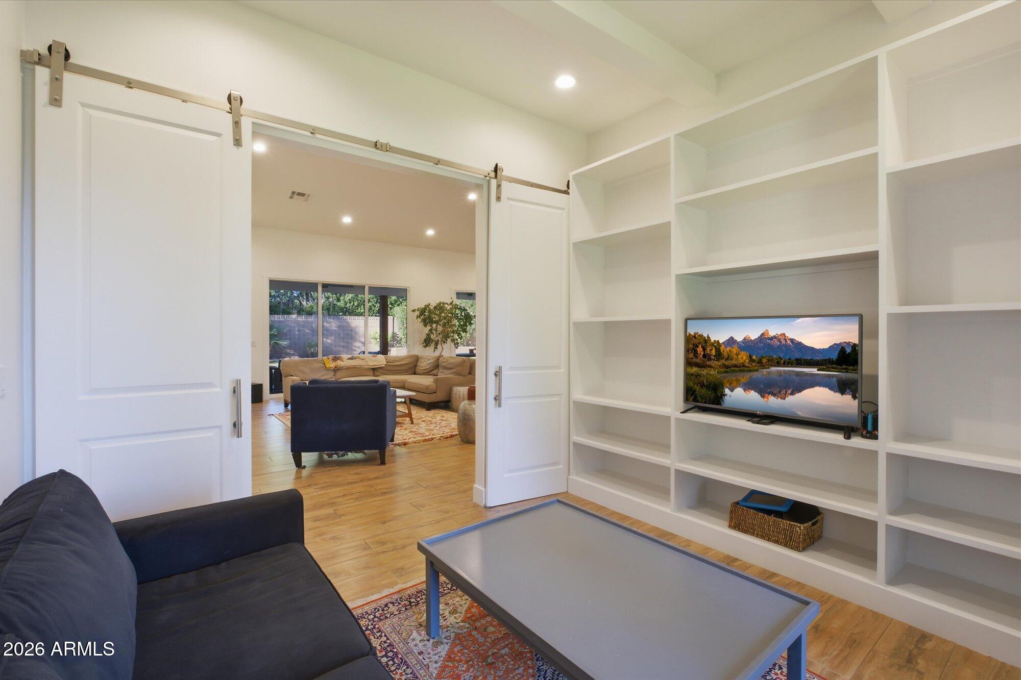 4222 E HAZELWOOD Street