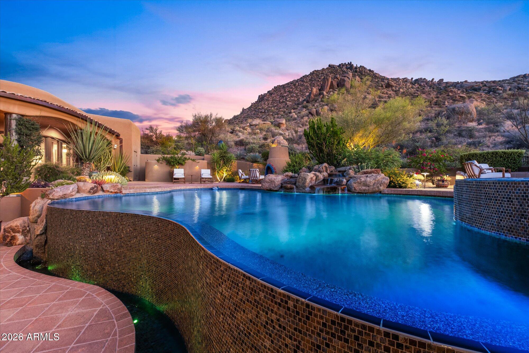 11237 E TROON MOUNTAIN Drive