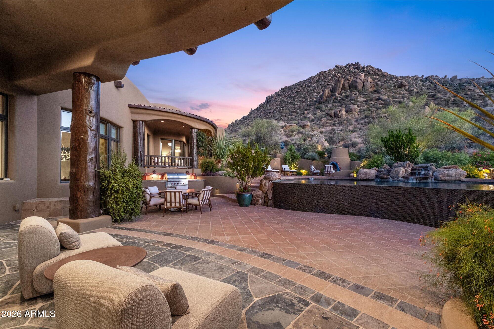 11237 E TROON MOUNTAIN Drive