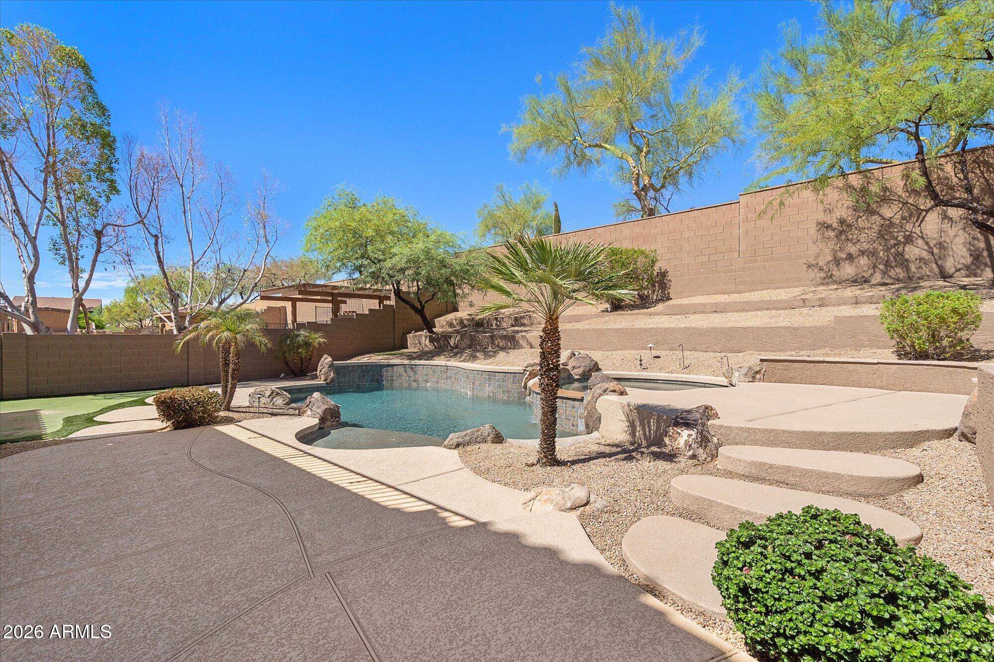 2406 W OLD PAINT Trail