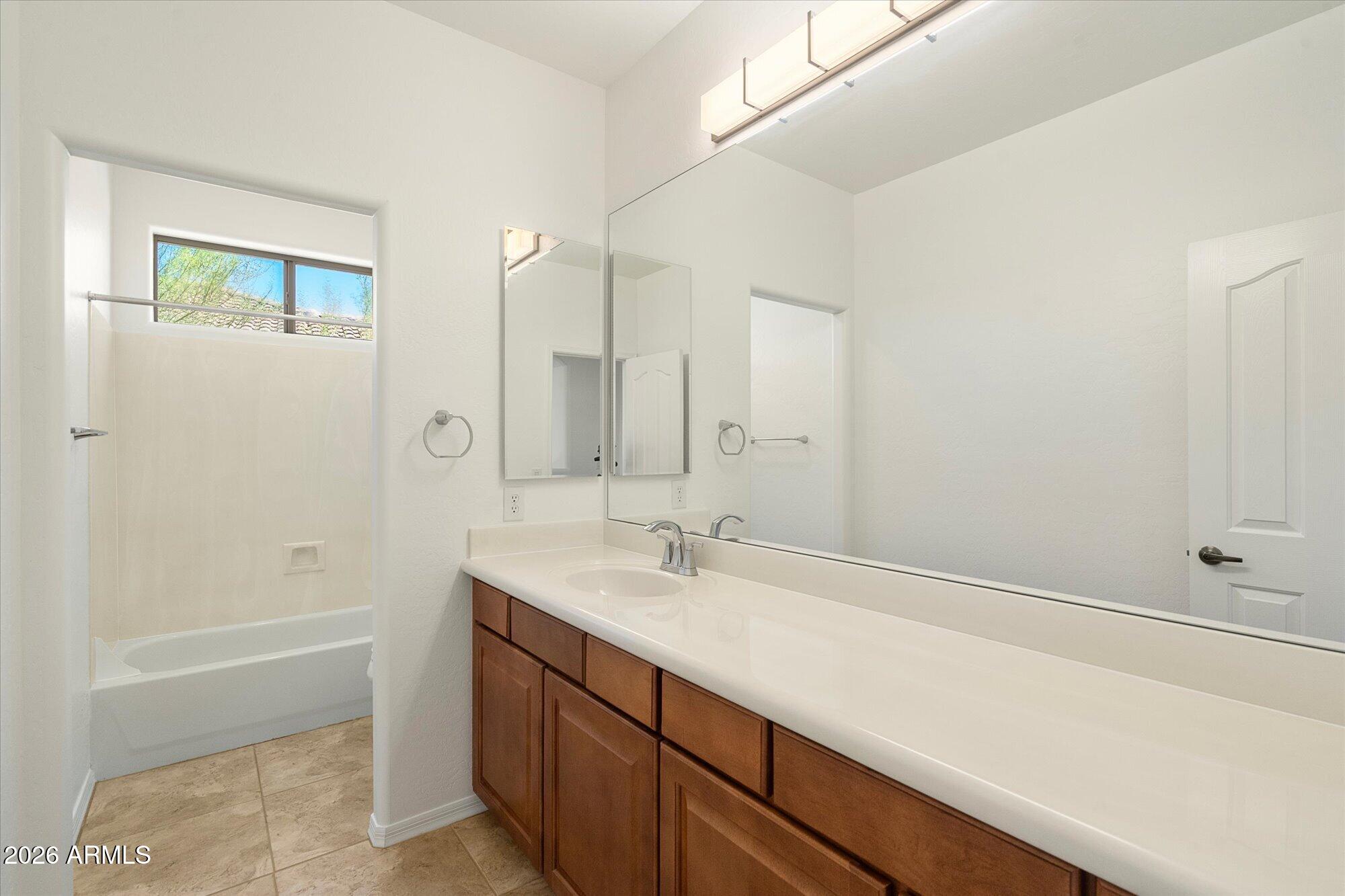 2406 W OLD PAINT Trail