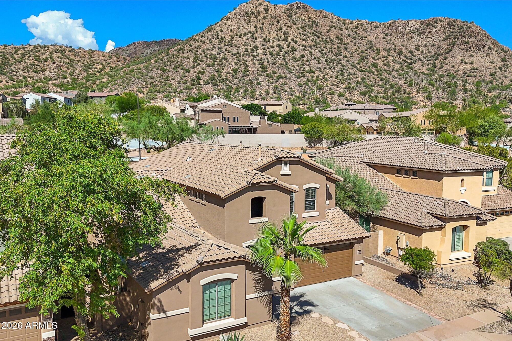 2406 W OLD PAINT Trail