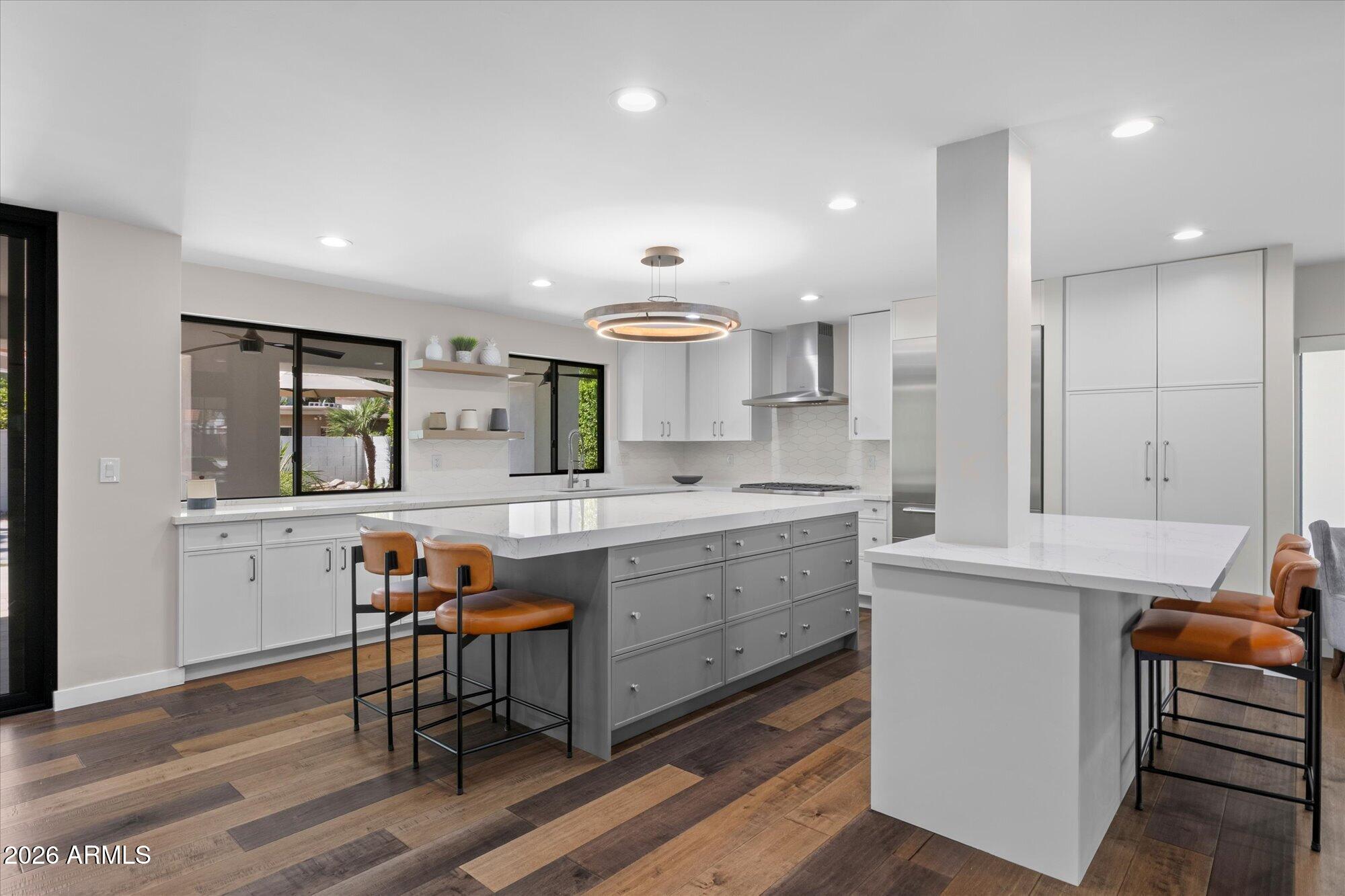 7522 E WOODSHIRE Cove