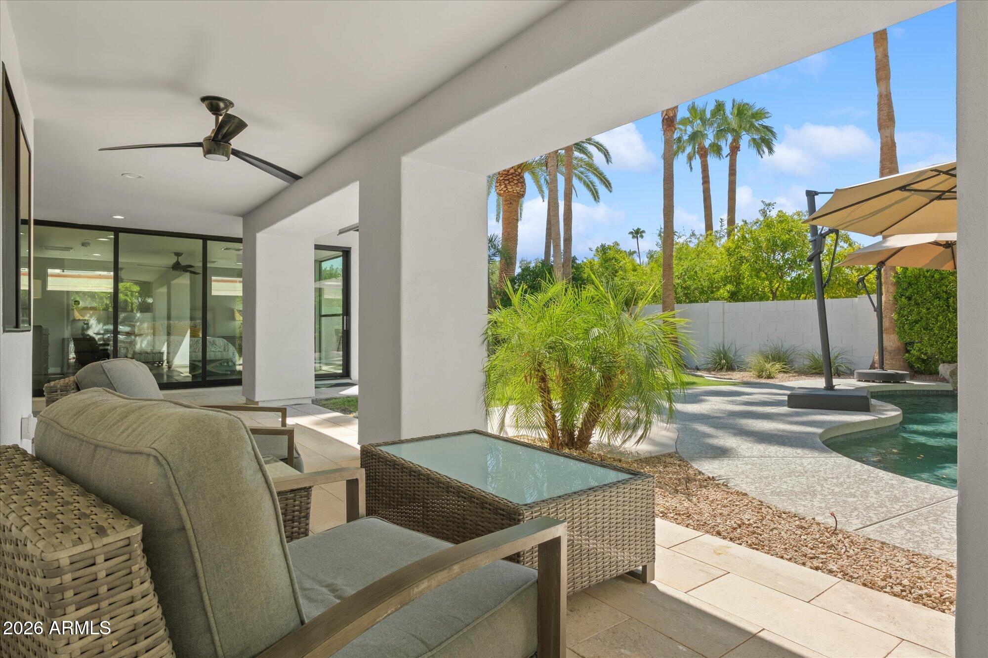 7522 E WOODSHIRE Cove