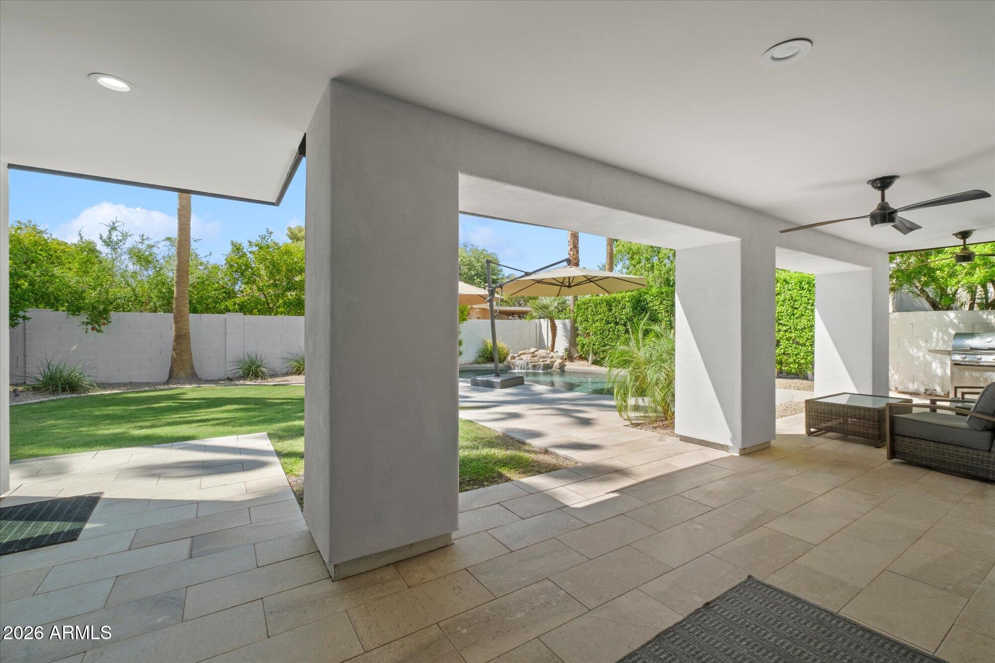 7522 E WOODSHIRE Cove