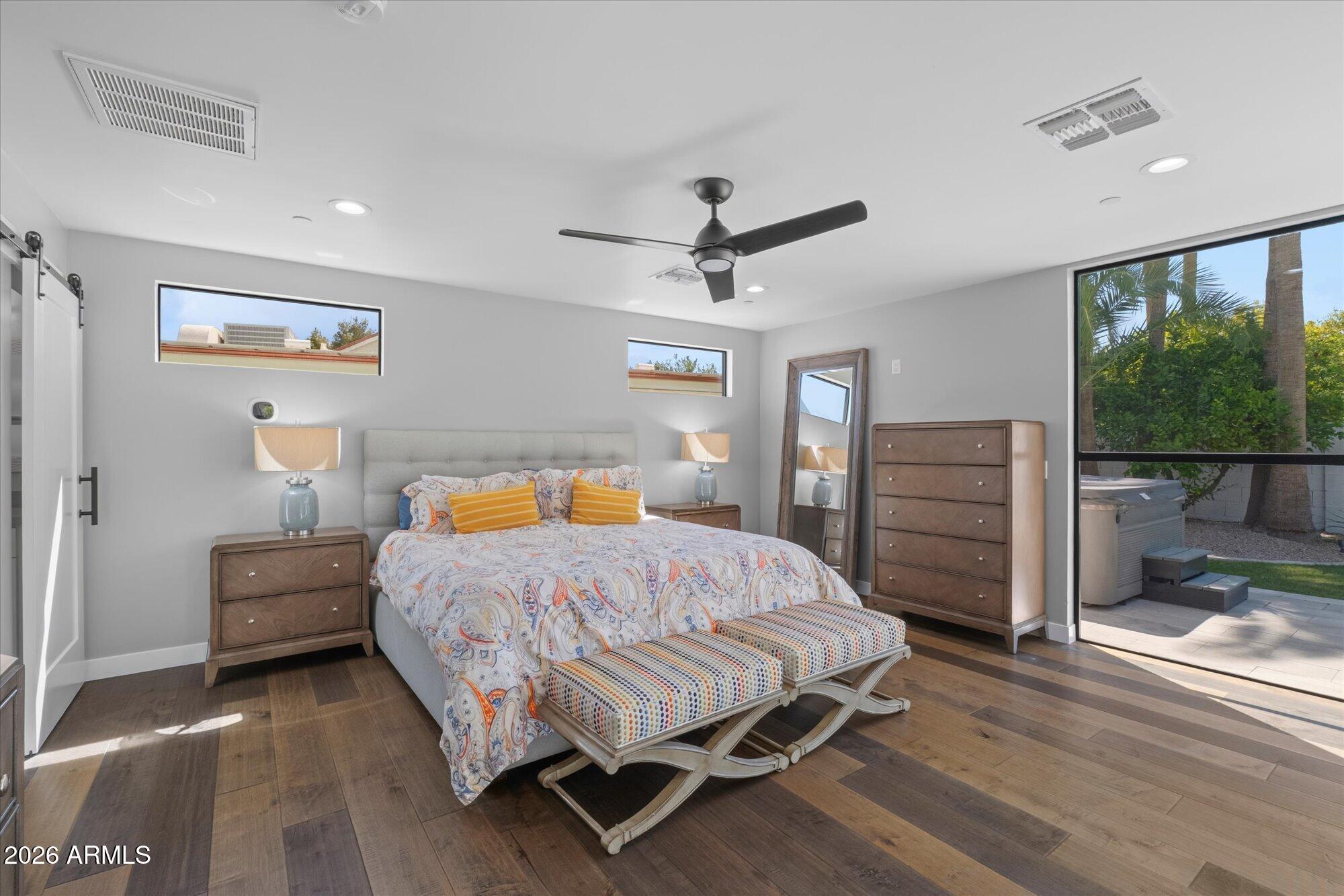 7522 E WOODSHIRE Cove