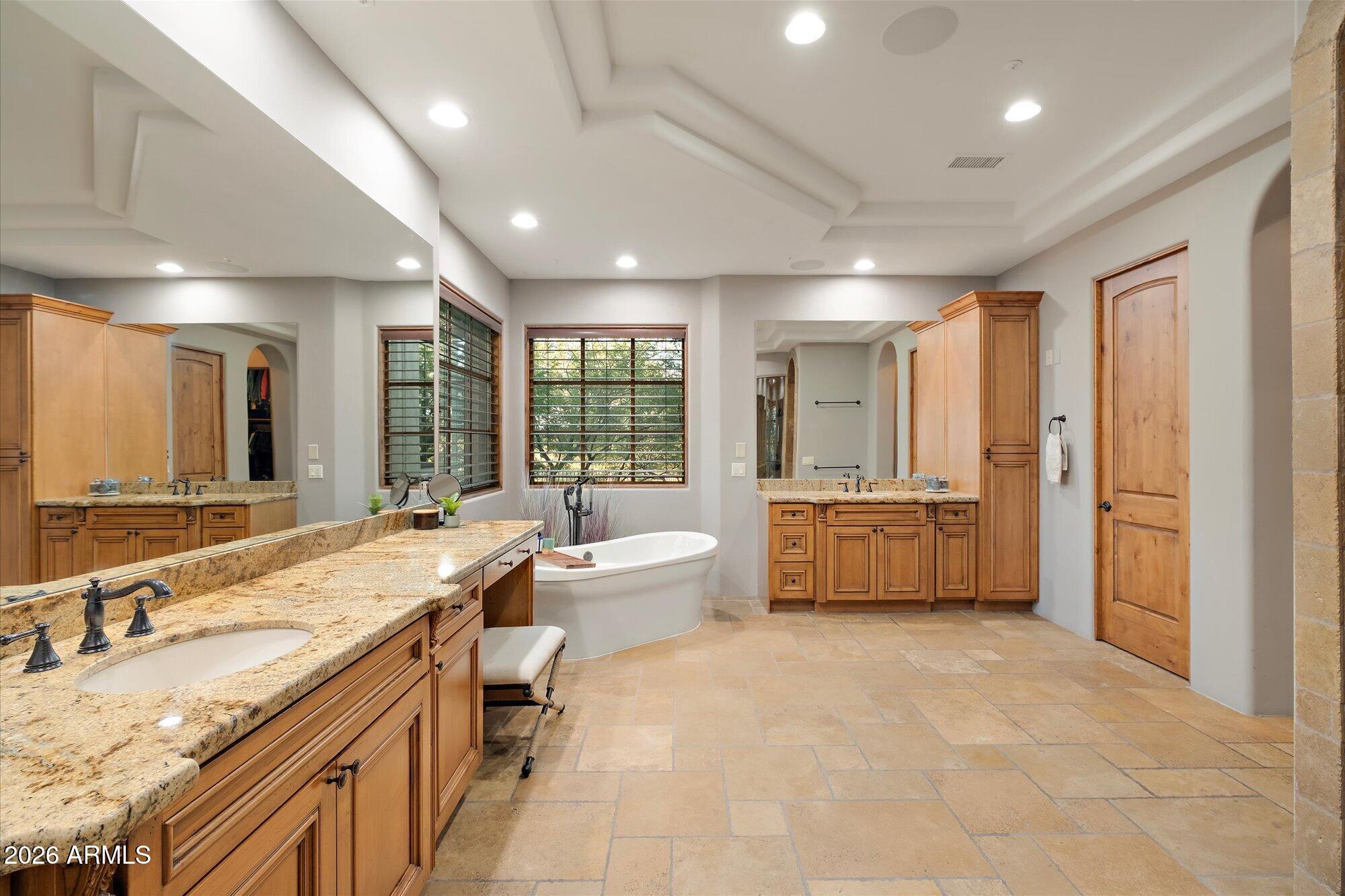 10890 E SUNDANCE Trail