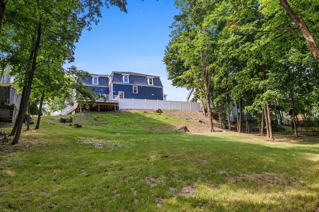 76 E Wyoming Ave