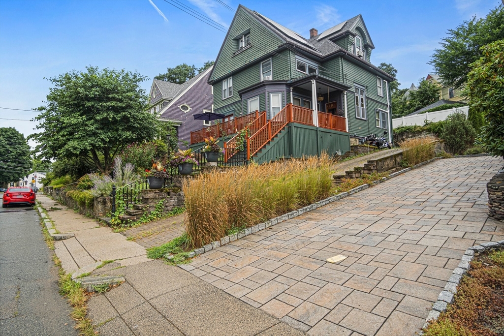404 Pleasant Street # 2