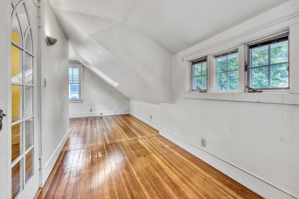 32 Batchelder Street