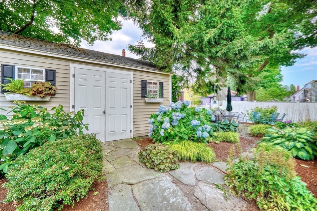 32 Batchelder Street