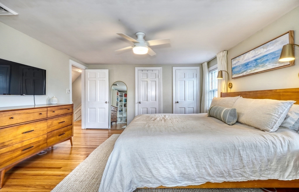 35 Woodcrest Dr