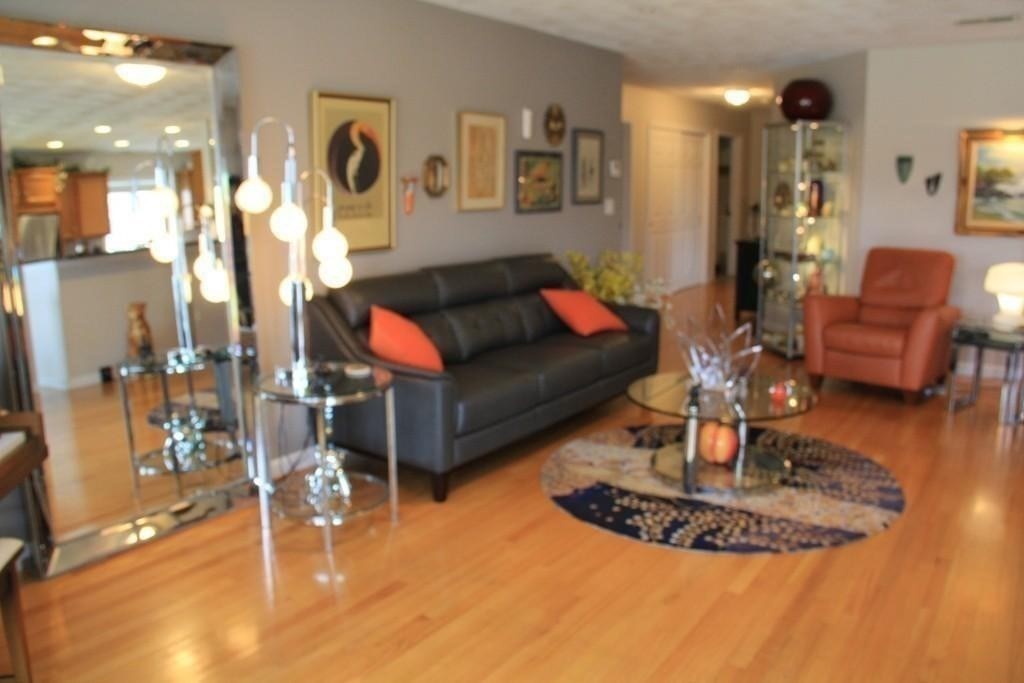 51 Pearl St # 304