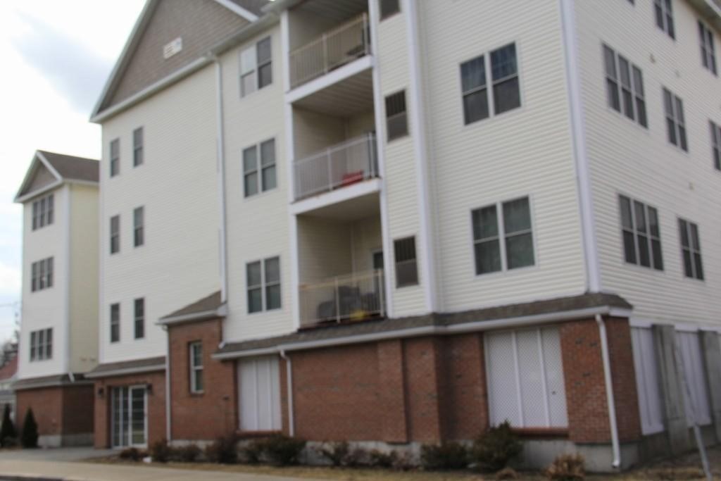 51 Pearl St # 304