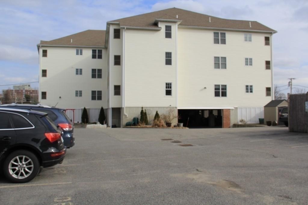 51 Pearl St # 304