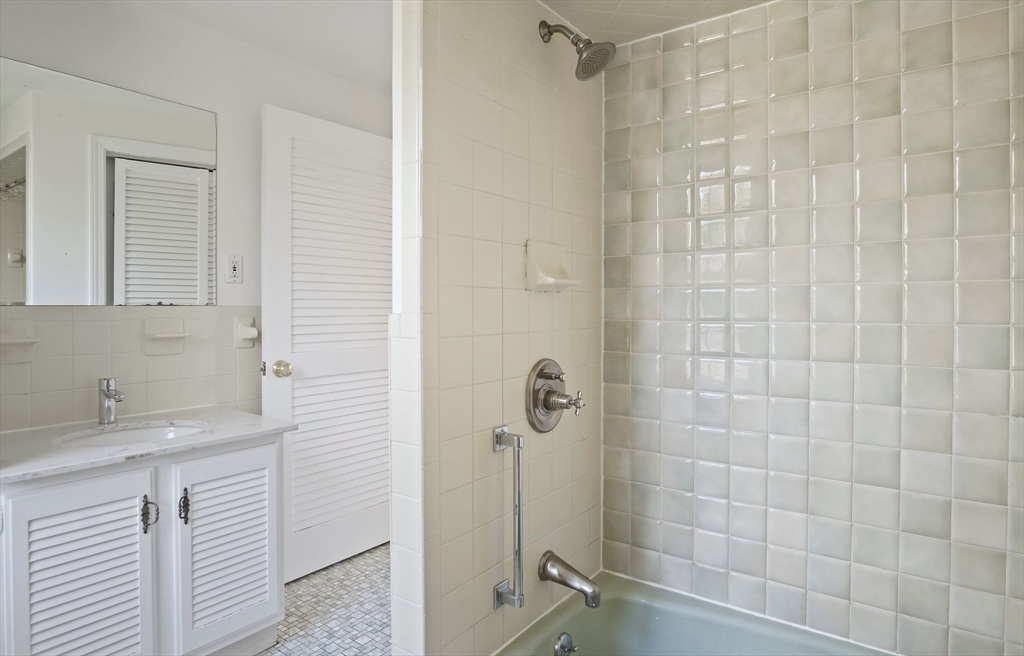 83 Marvin Rd # 2
