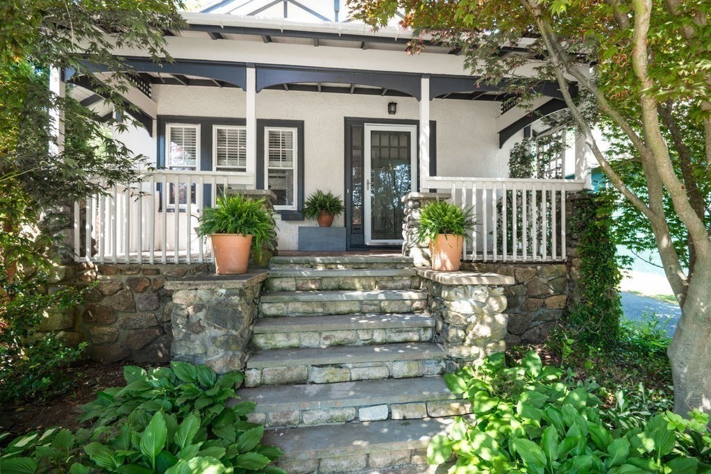 42 Eastern Ave