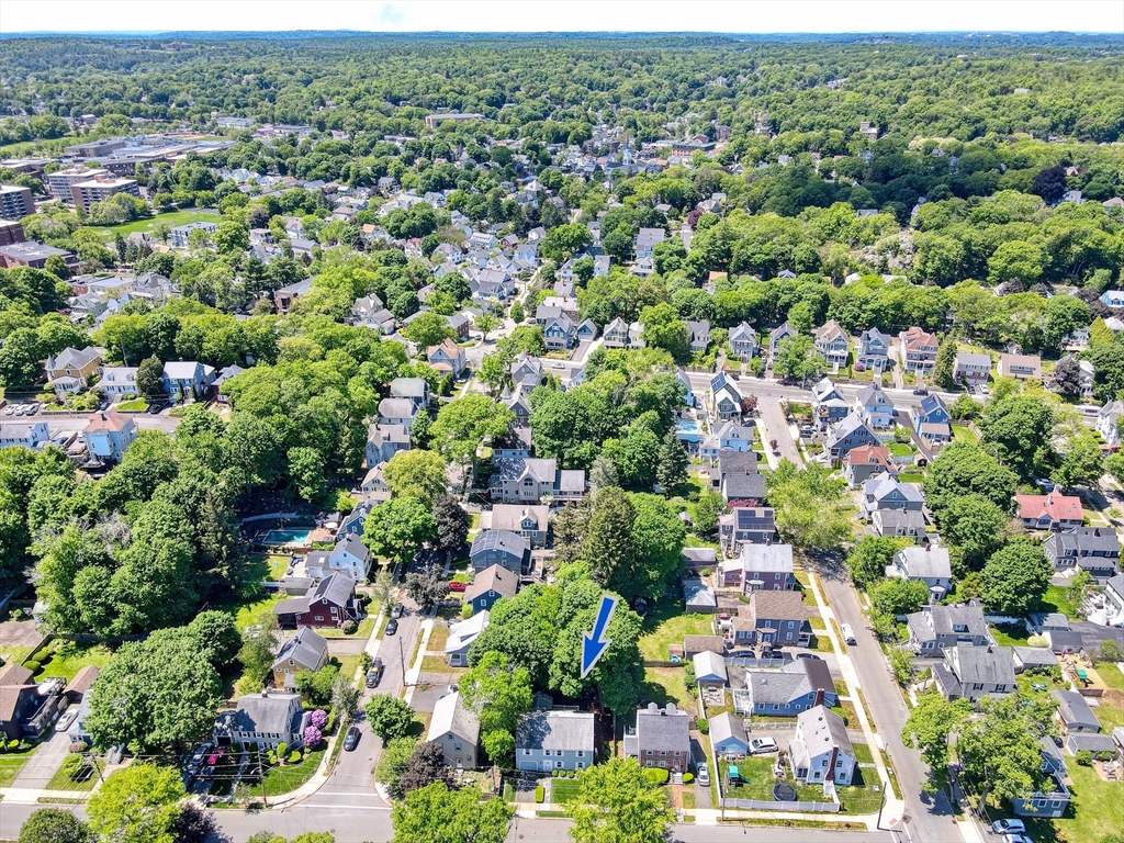 88 Hesseltine Avenue