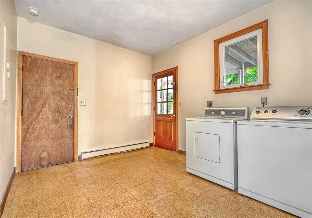 88 Hesseltine Avenue