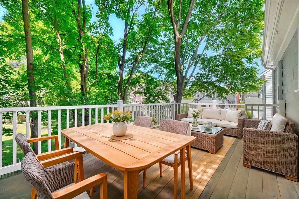 88 Hesseltine Avenue