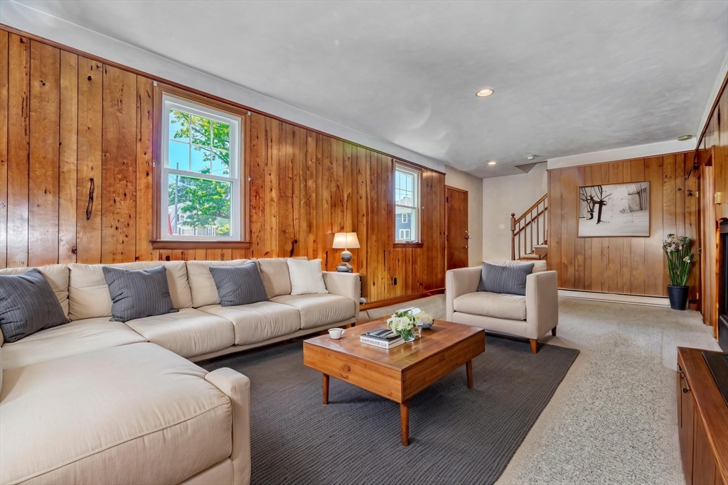 88 Hesseltine Avenue