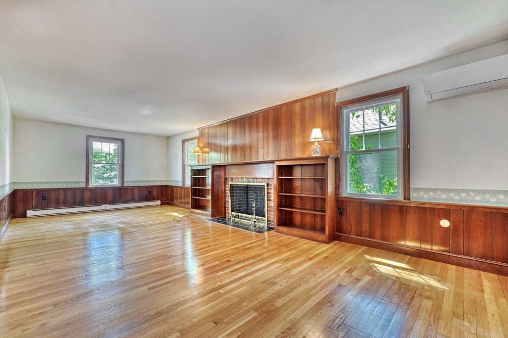 88 Hesseltine Avenue