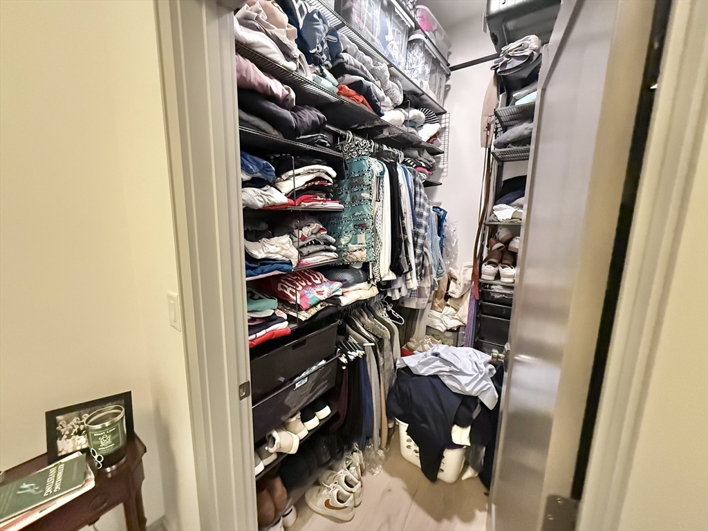 101 N Beacon St # 101