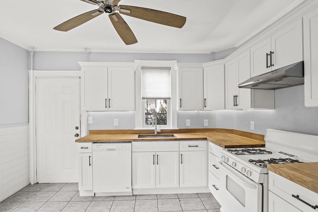 263 Riverside Ave # 1