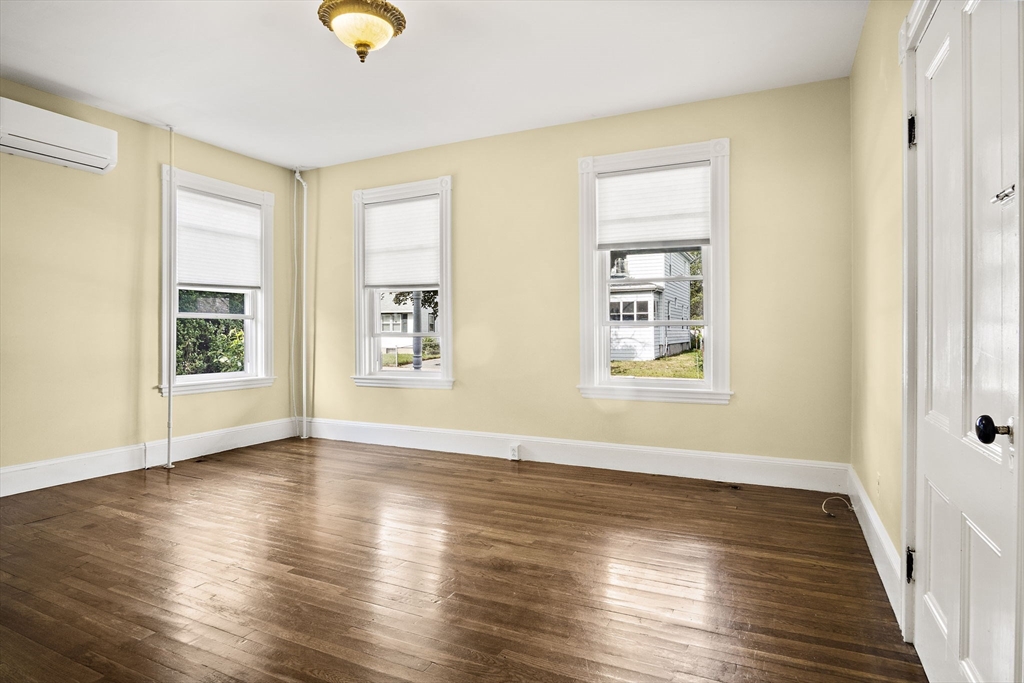 263 Riverside Ave # 1