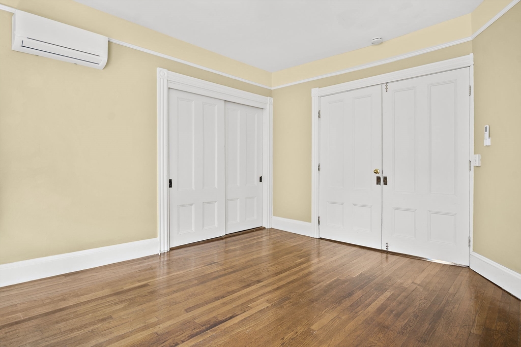 263 Riverside Ave # 1