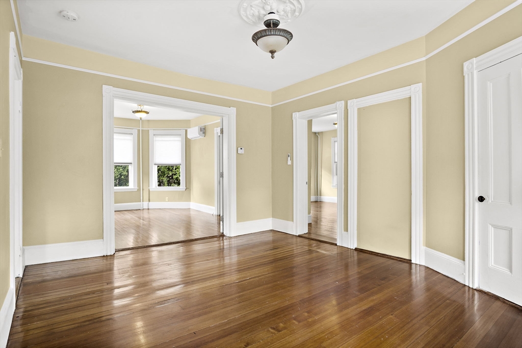263 Riverside Ave # 1