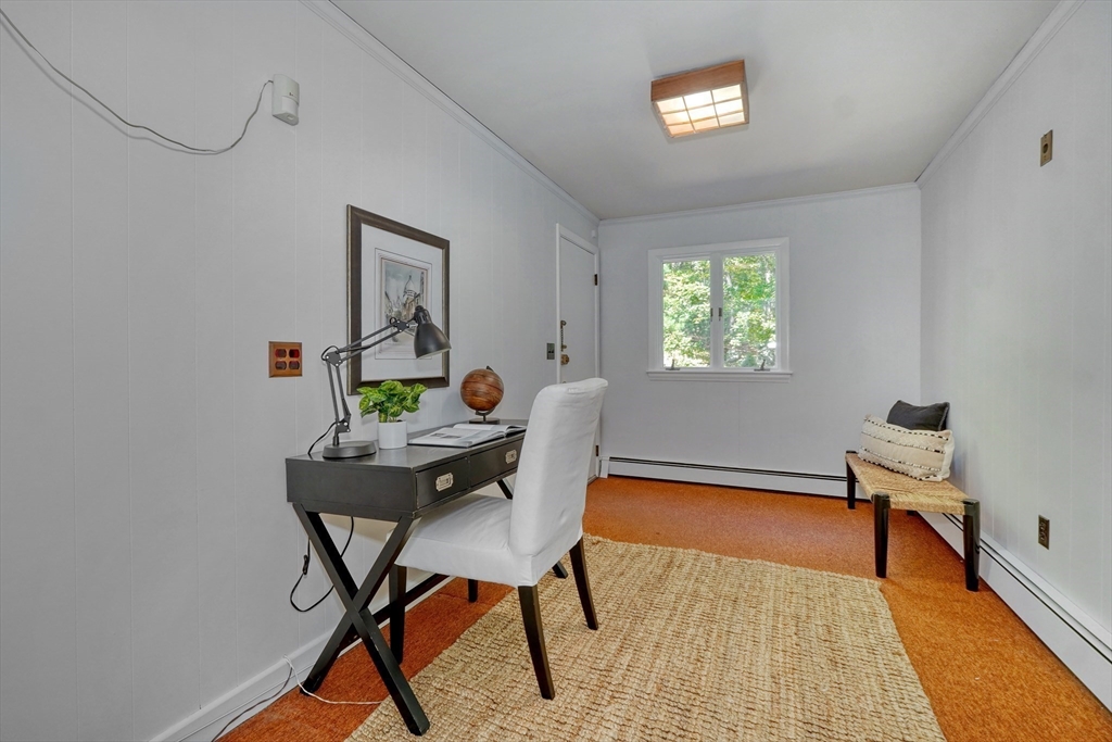 118 North Woodcrest Drive