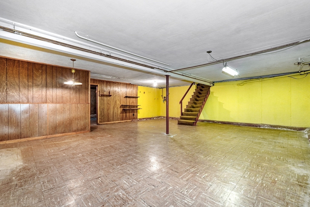 118 North Woodcrest Drive