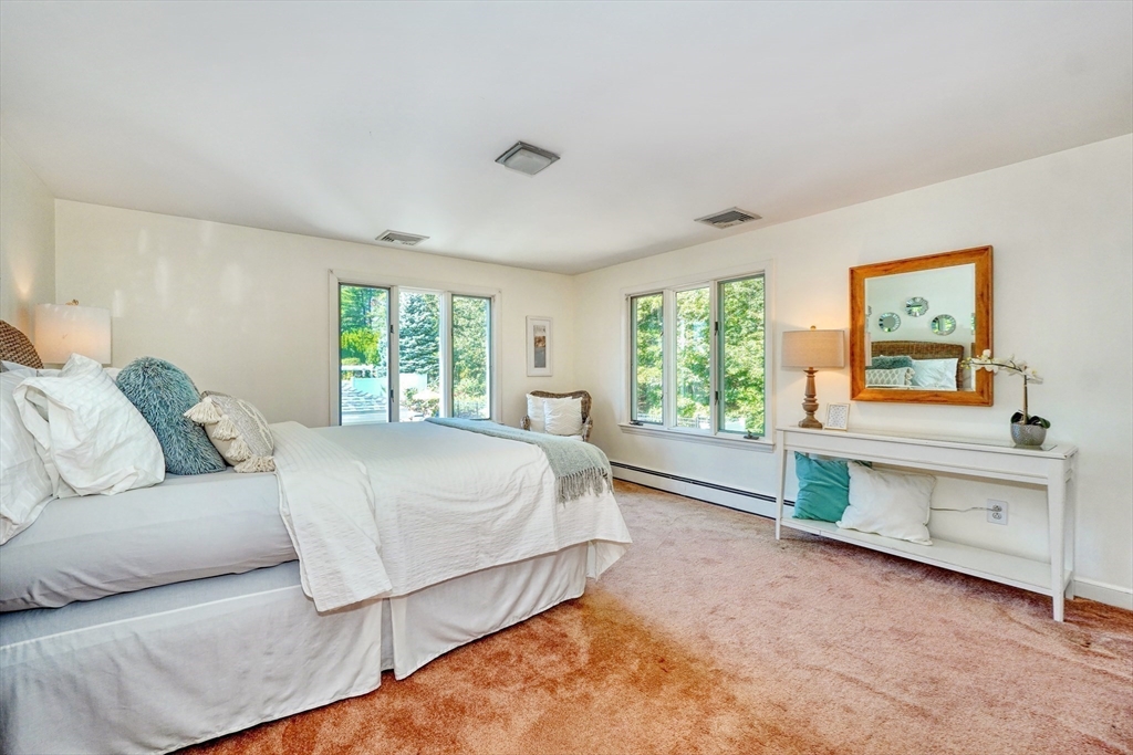 118 North Woodcrest Drive