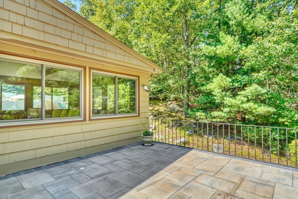 118 North Woodcrest Drive