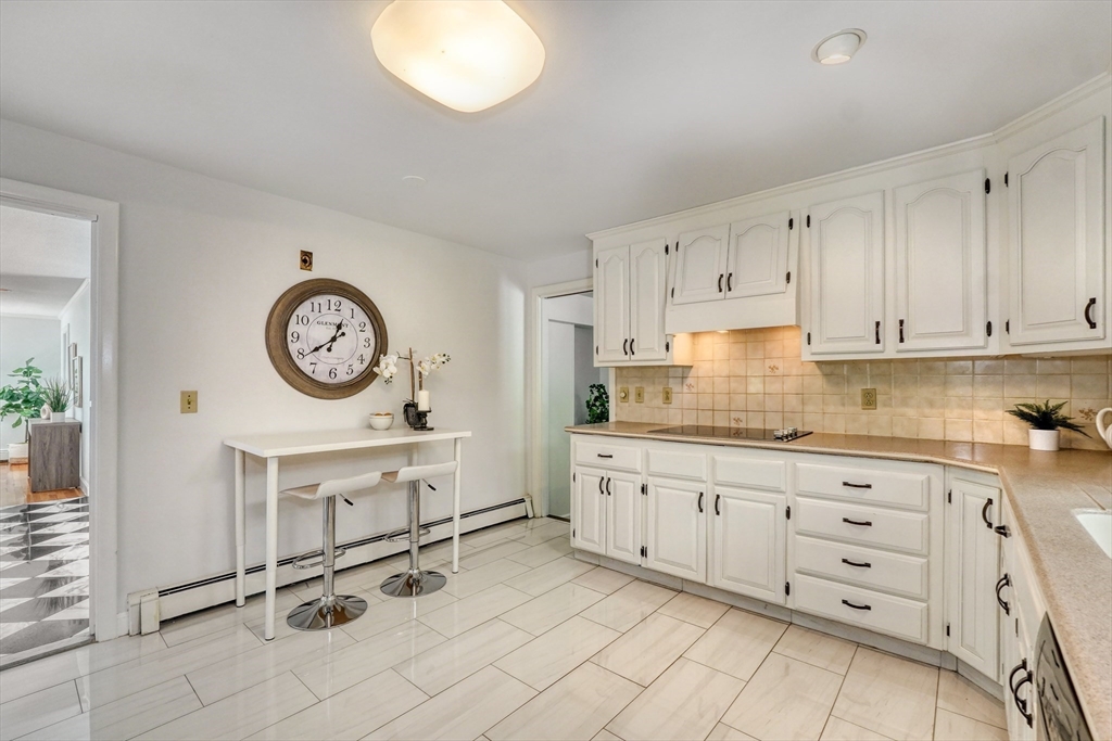 118 North Woodcrest Drive