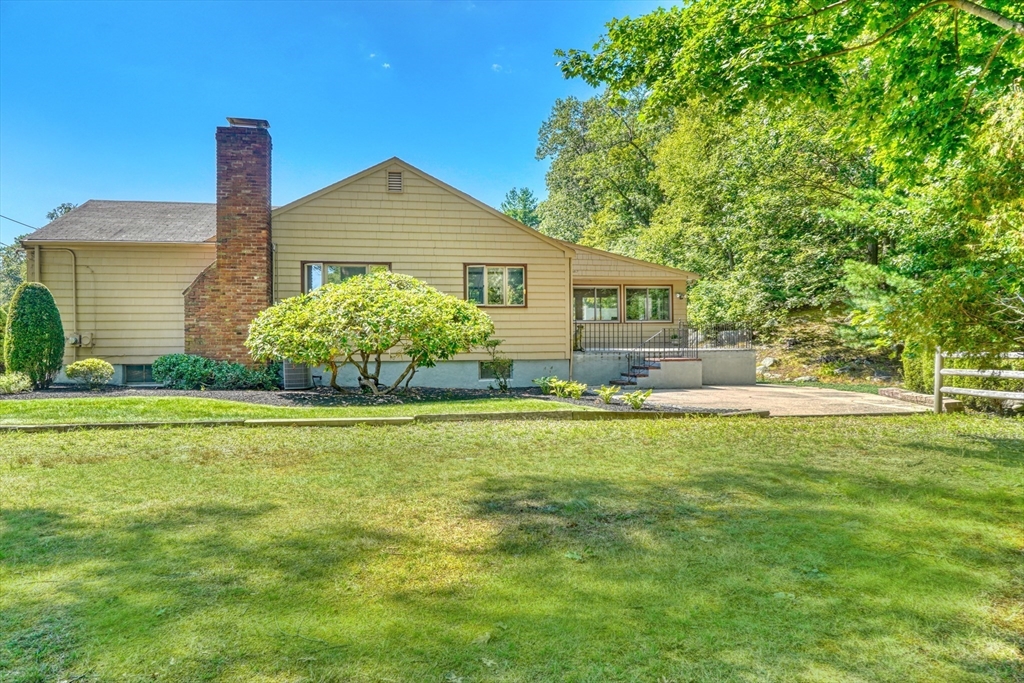 118 North Woodcrest Drive