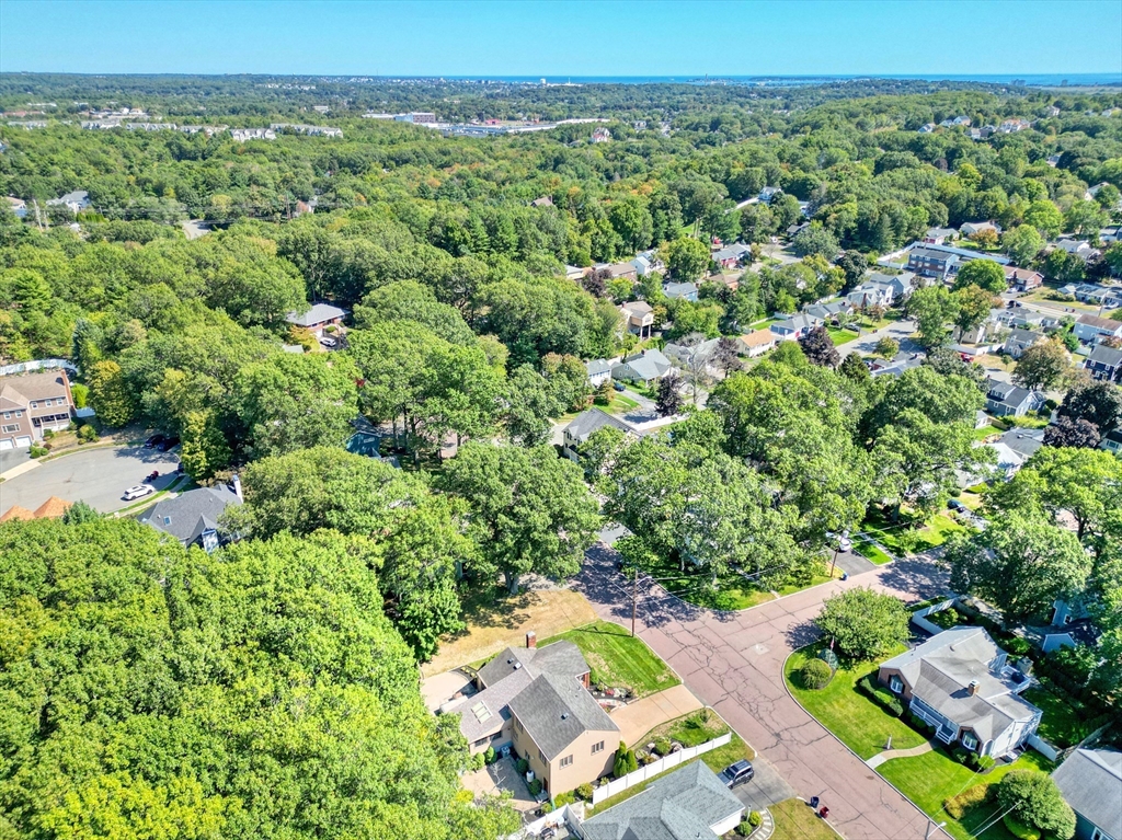 118 North Woodcrest Drive