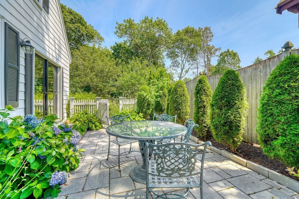 46 Country Club Road