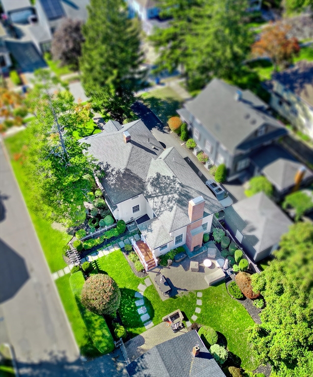 65 Lincoln Street, Melrose