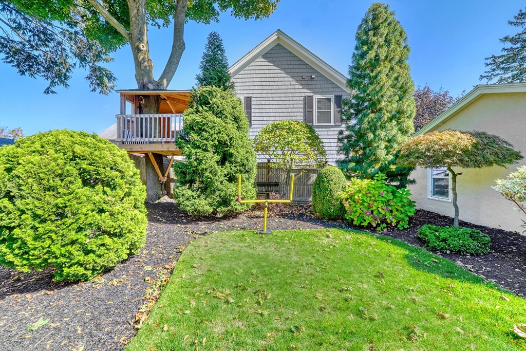 65 Lincoln Street, Melrose
