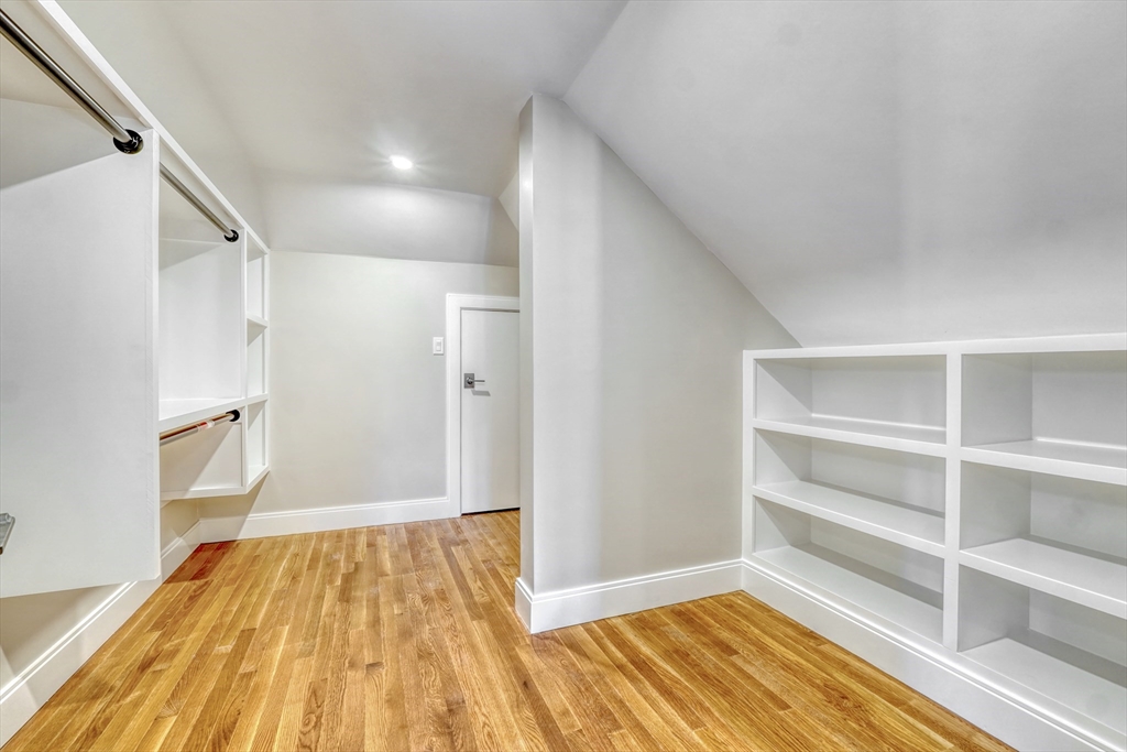 114-116 West Wyoming # 2