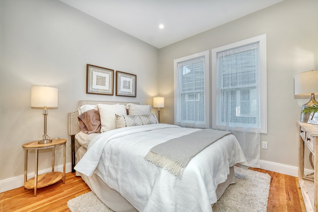 114-116 West Wyoming # 2