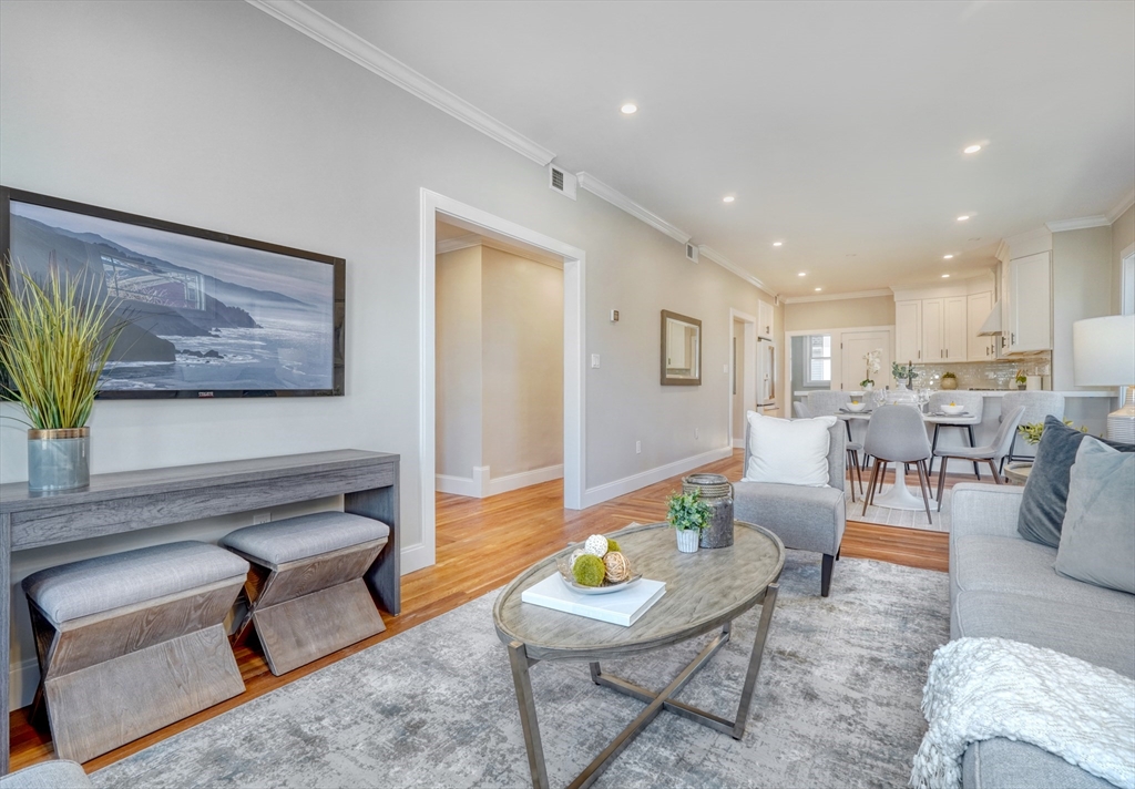 114-116 West Wyoming # 2